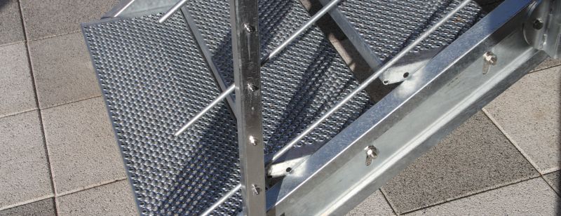 Metal Steps Repair